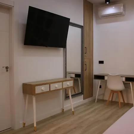 Oeste Apartmán